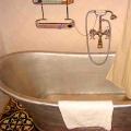 What are the sizes of a steel bathtub?